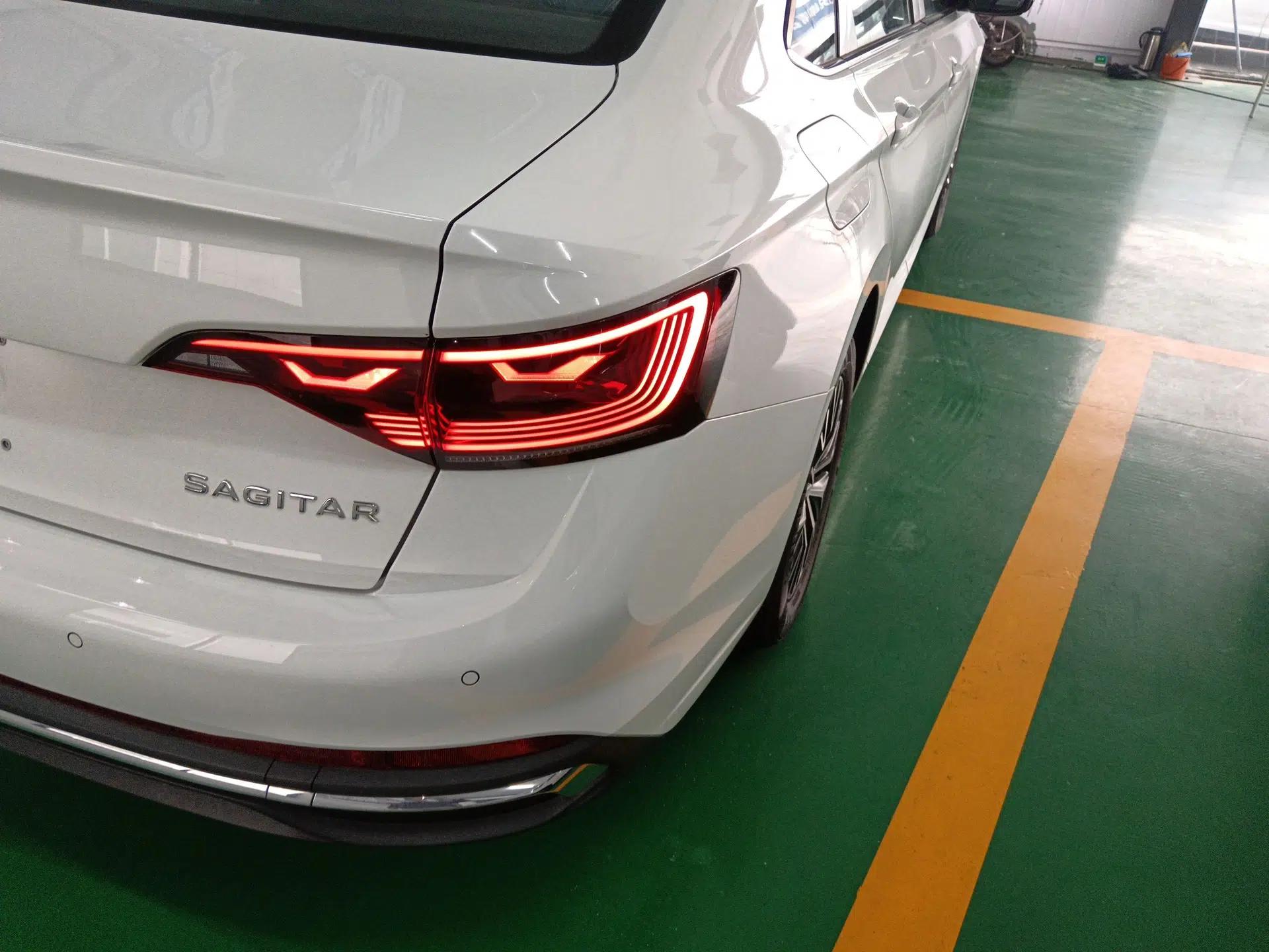 Volkswagen Sagitar 2025 Facelift 200TSI DSG Flyover Edition — миниатюра 7