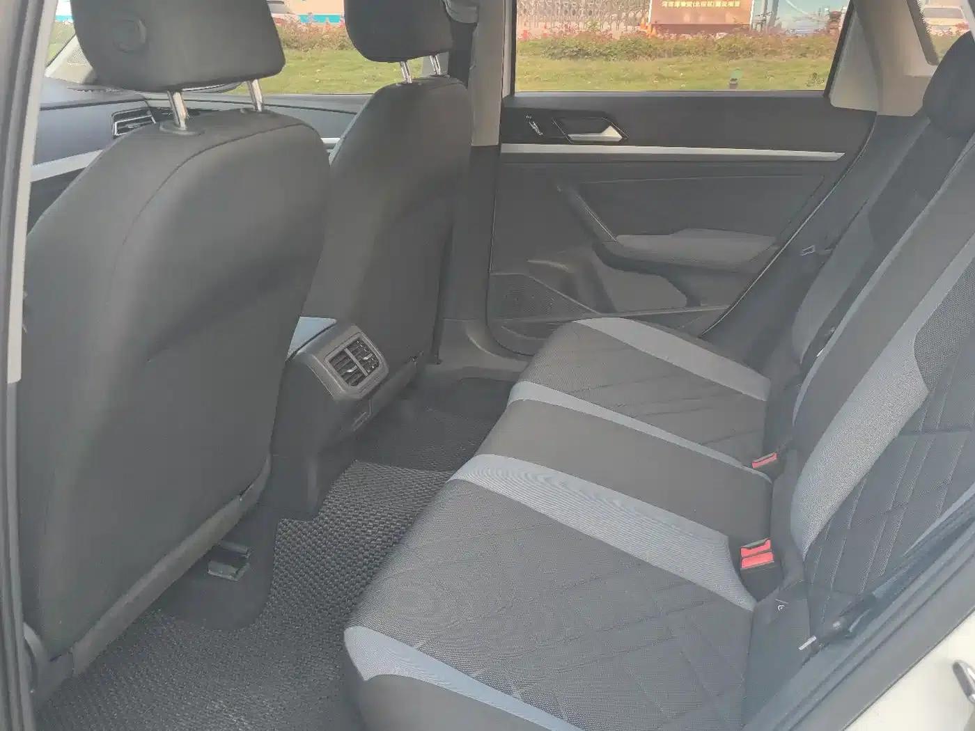 2023 Volkswagen Lavida 1.5L Automatic Comfort Edition — миниатюра 6