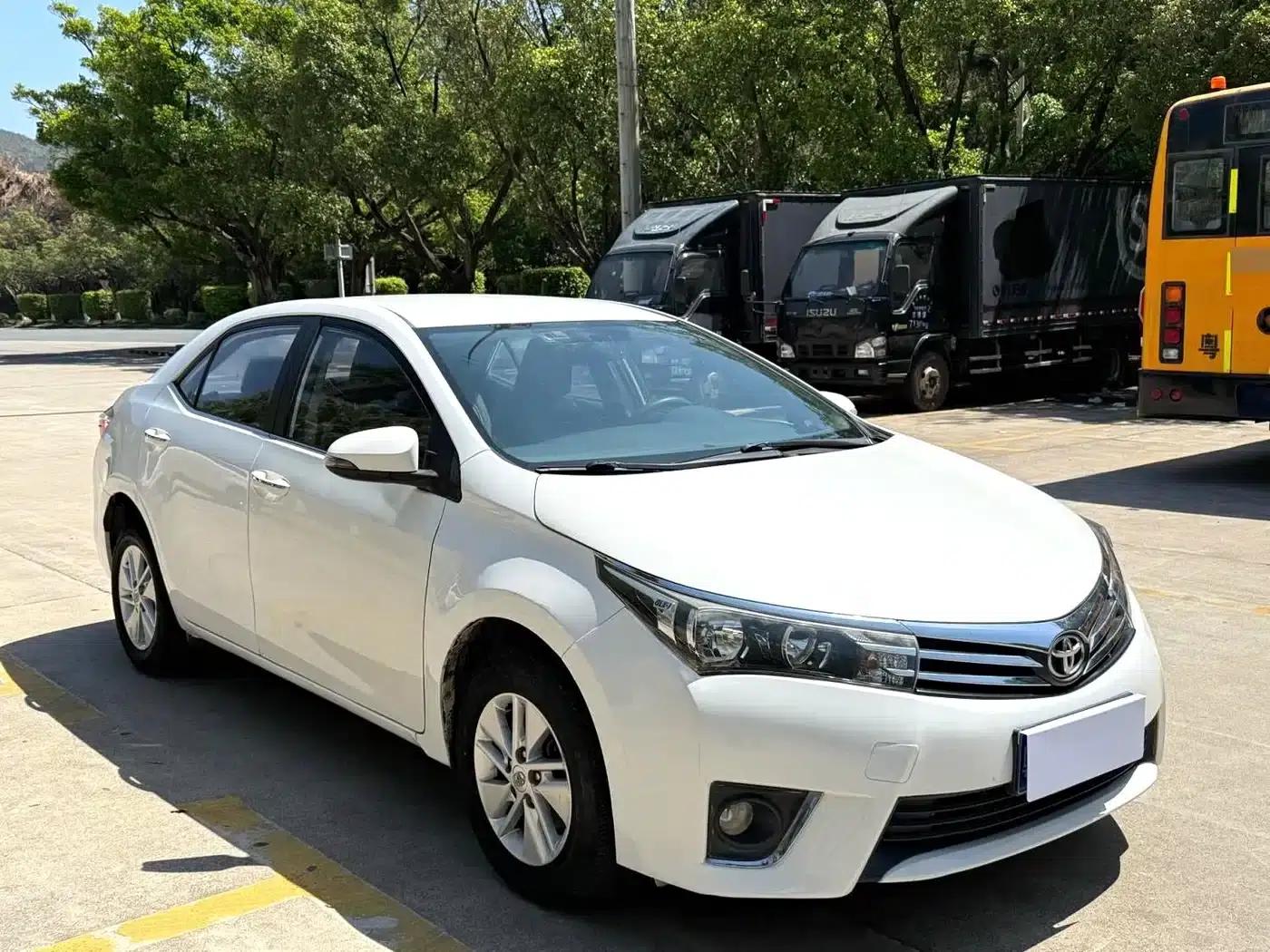 2014 Corolla 1.6L CVT GL — миниатюра 3