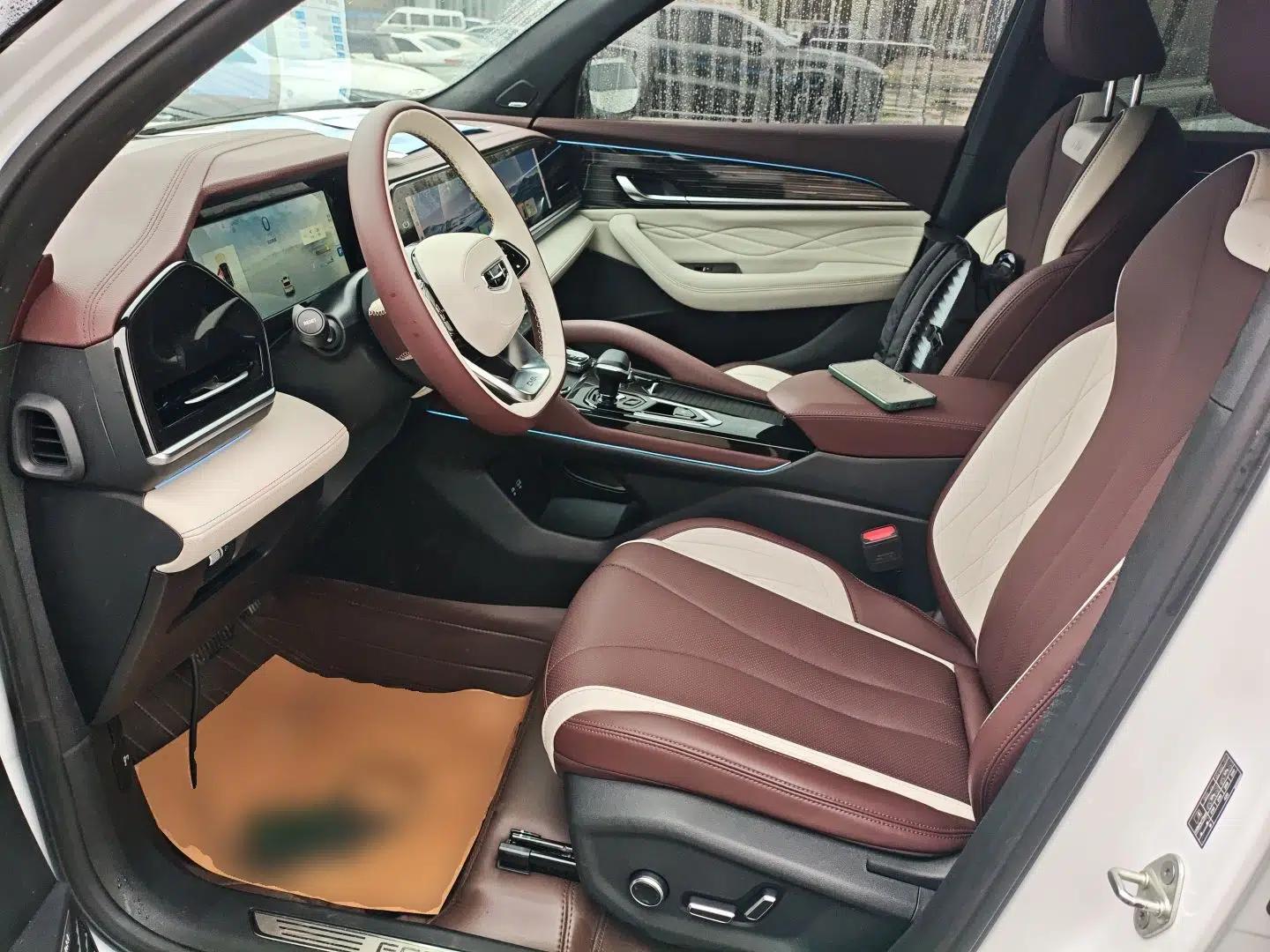 Geely Auto Monjaro L 2021 2.0TD DCT EVO Two-Wheel Drive Smart Luxury Version — миниатюра 18
