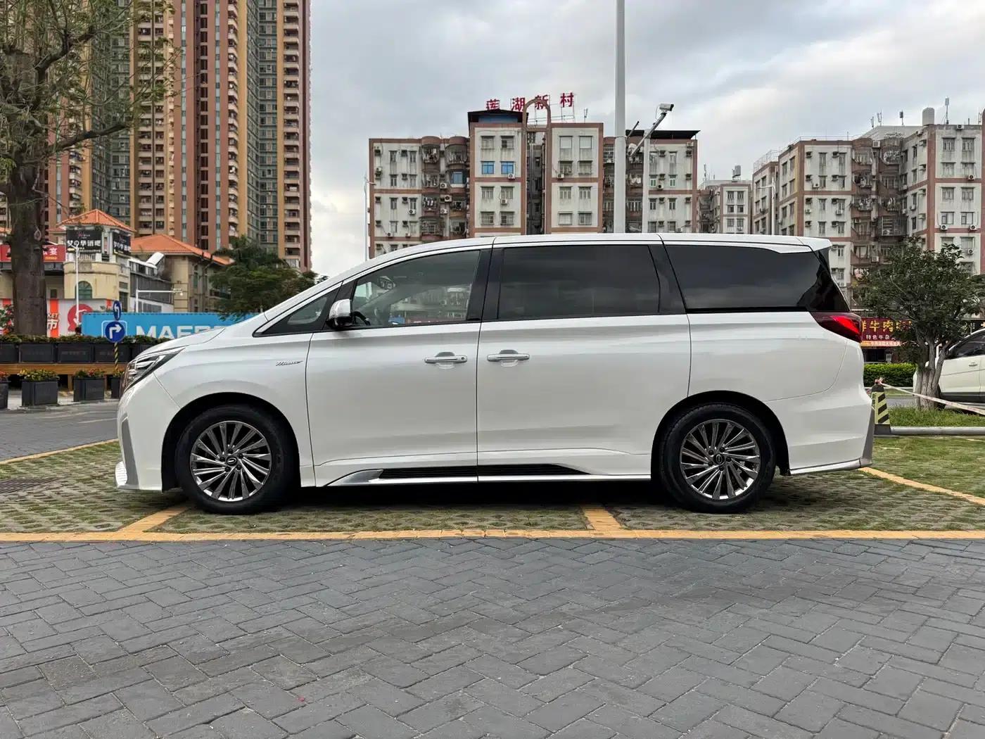 Trumpchi M8 2023 Master Series 390T Supreme Edition — миниатюра 8
