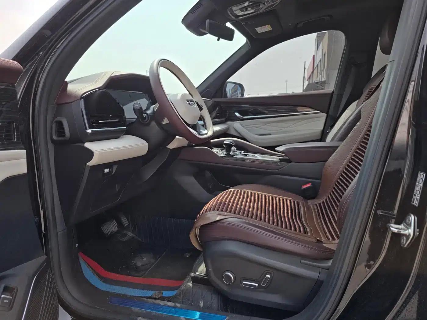 Geely Xingyue L 2024 2.0TD High-Power Automatic Two-Wheel Drive Cloud Edition — миниатюра 3