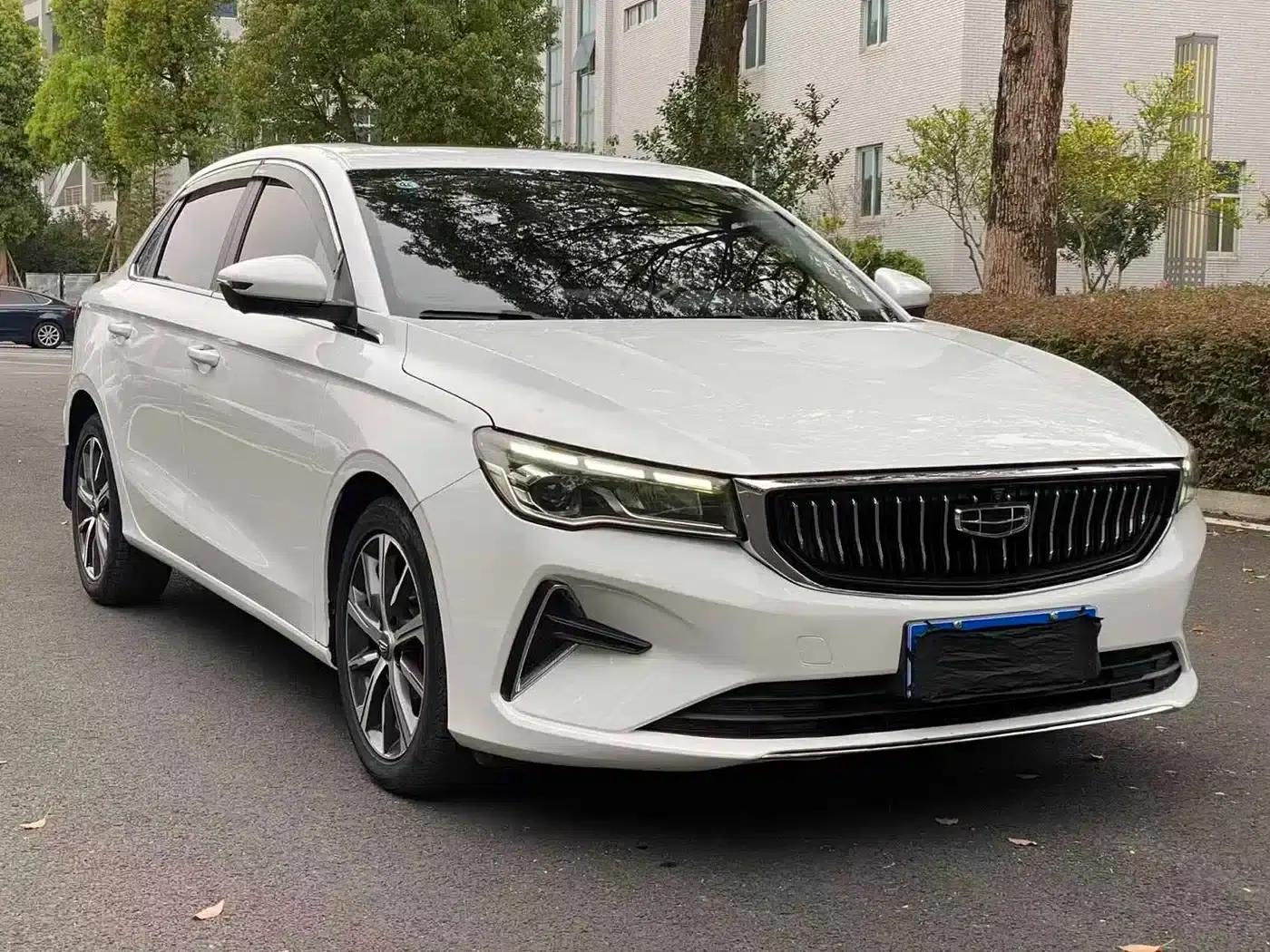 Geely Emgrand 2023 4th Generation Champion Edition 1.5L CVT Premium — миниатюра 3