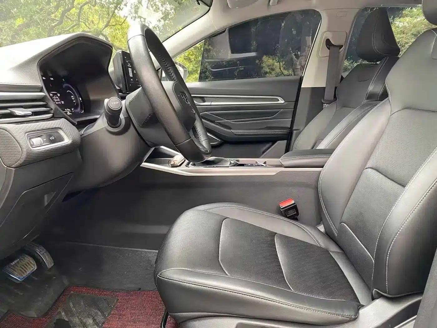 Geely Emgrand 2023 4th Generation Champion Edition 1.5L CVT Premium — миниатюра 4