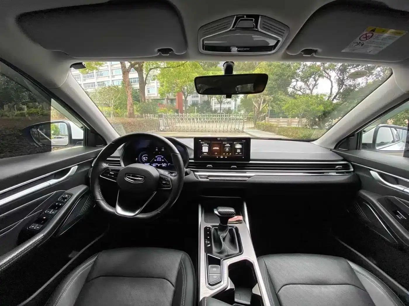 Geely Emgrand 2023 4th Generation Champion Edition 1.5L CVT Premium — миниатюра 5