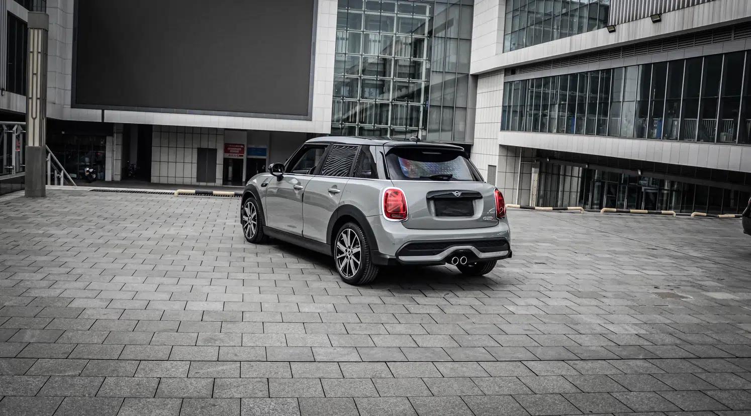 MINI 2022 Updated 2.0T COOPER S Classic Edition Five-Door Version — миниатюра 11