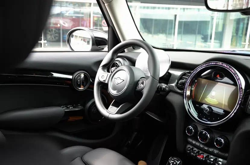 MINI 2022 Updated 2.0T COOPER S Classic Edition Five-Door Version — миниатюра 22