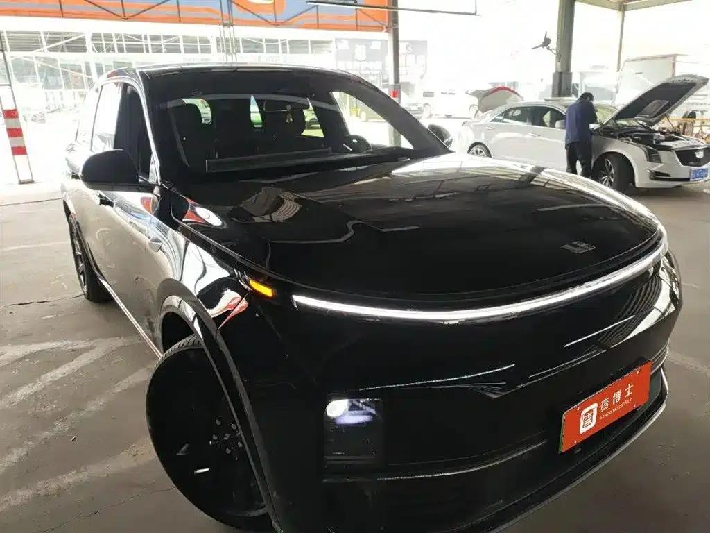Li Auto L8 2023 Pro — миниатюра 1