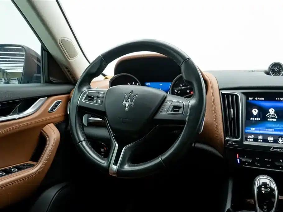2018 Levante 3.0T Standard Edition — миниатюра 19