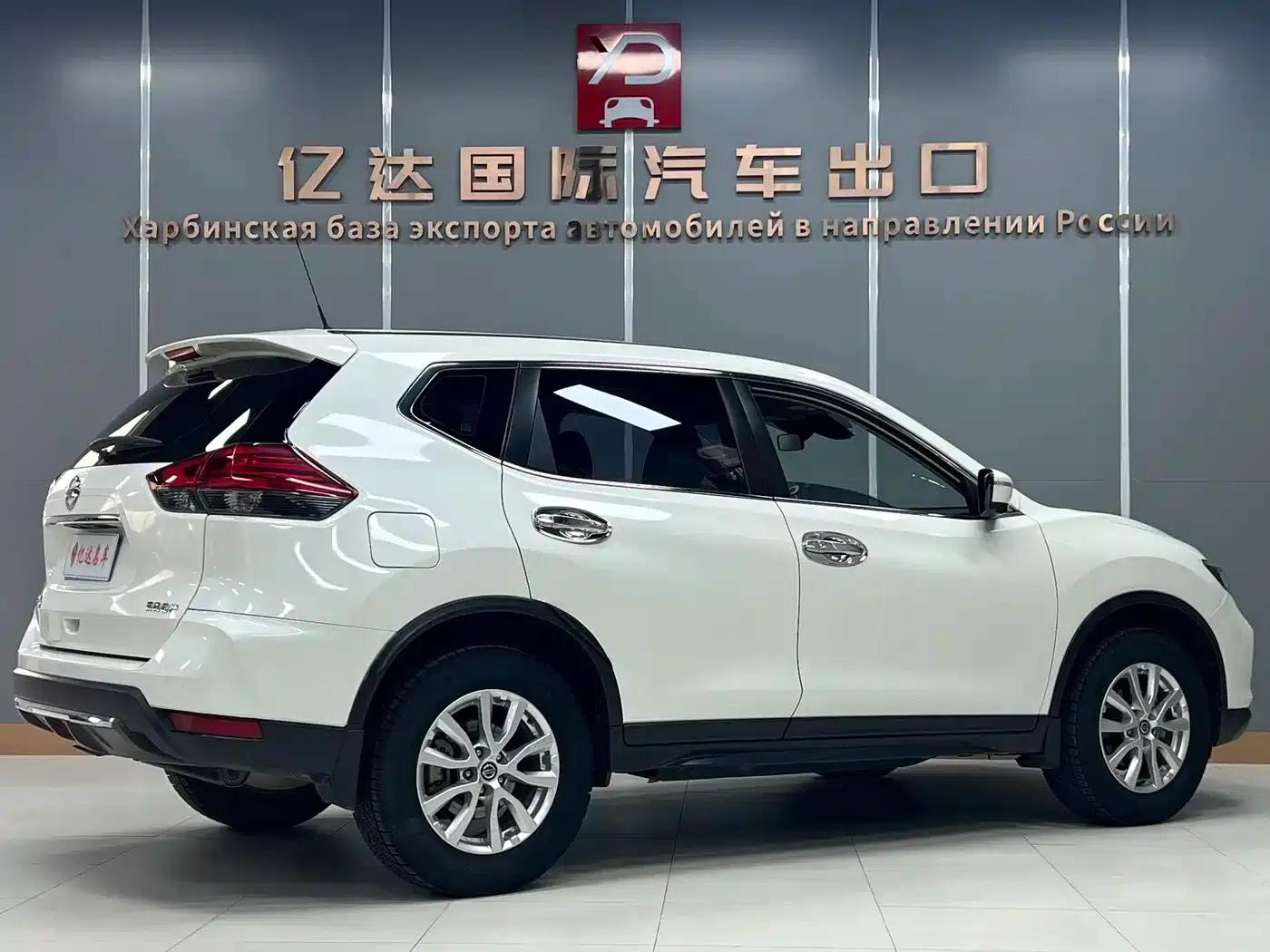 Nissan X-Trail 2022 2.0L 2WD Intelligent Connectivity Premium Edition — миниатюра 4