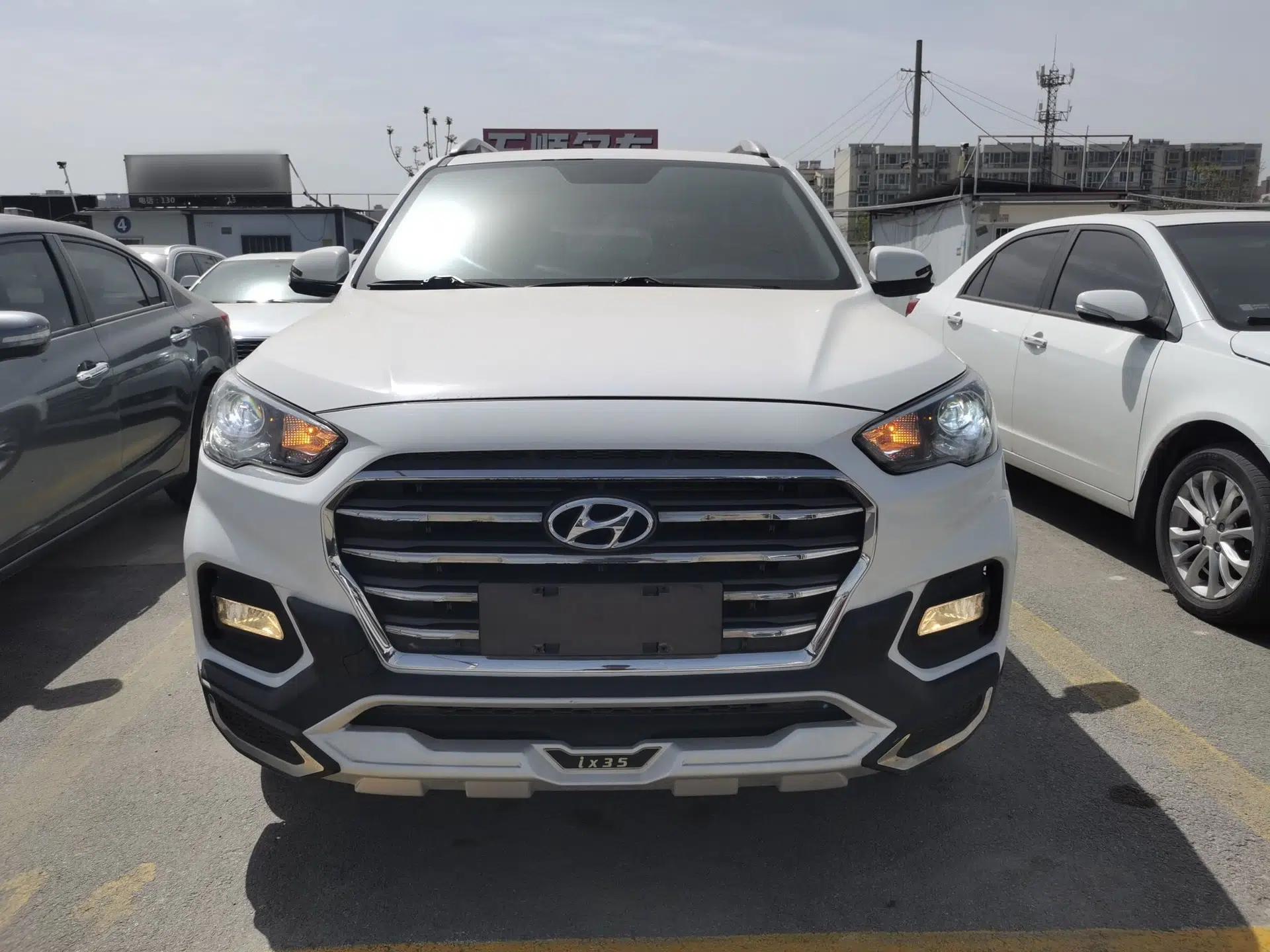 Hyundai ix35 2018 2.0L Automatic 2WD Zhiyong·Changxiang Edition — миниатюра 2
