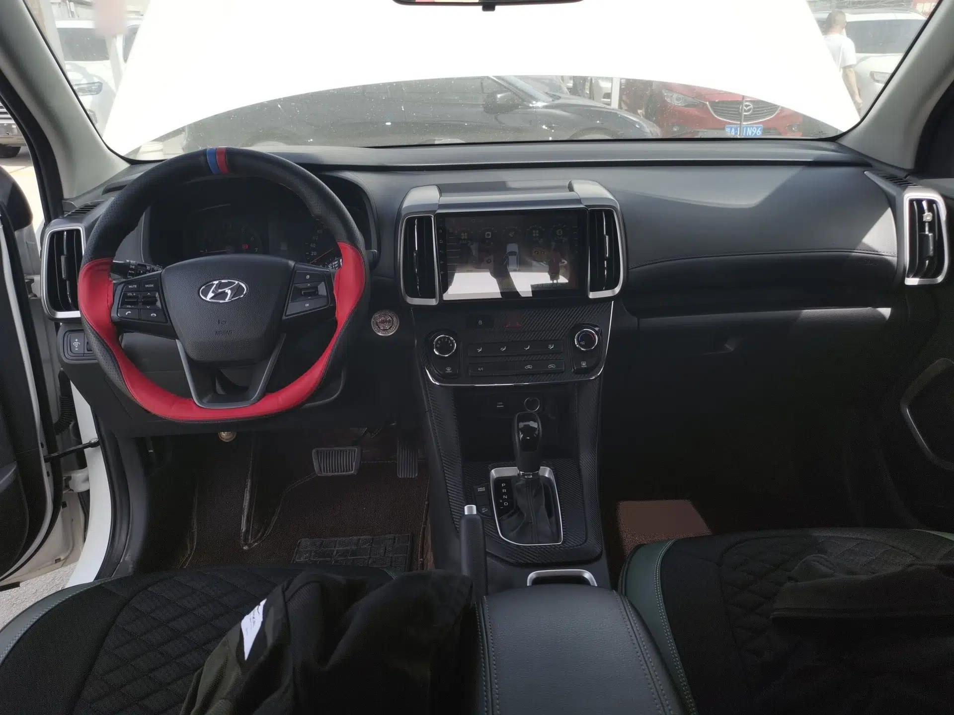 Hyundai ix35 2018 2.0L Automatic 2WD Zhiyong·Changxiang Edition — миниатюра 13