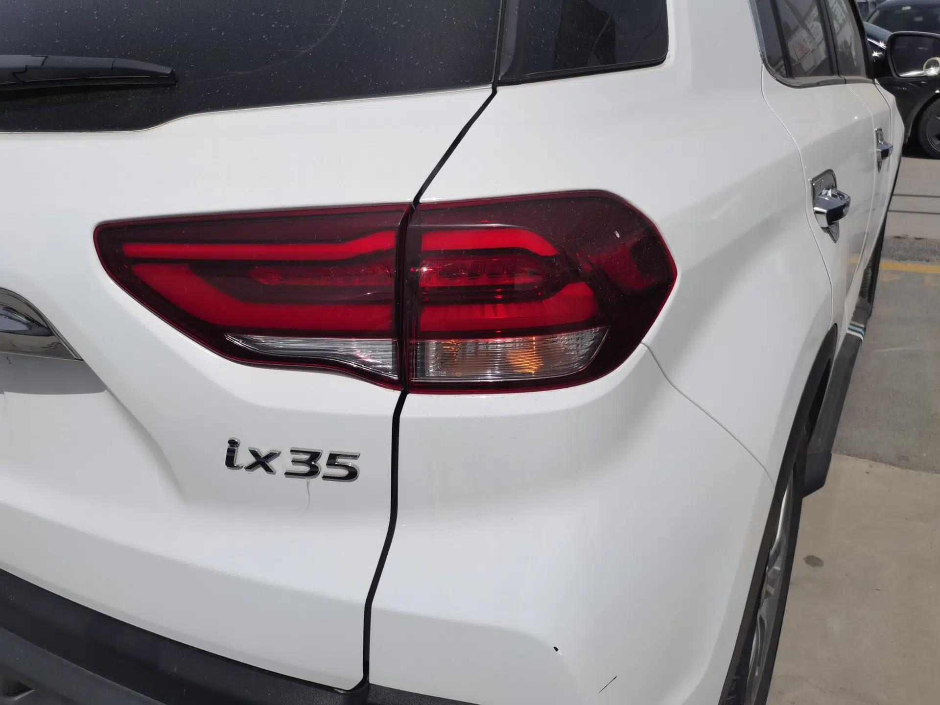 Hyundai ix35 2018 2.0L Automatic 2WD Zhiyong·Changxiang Edition — миниатюра 7