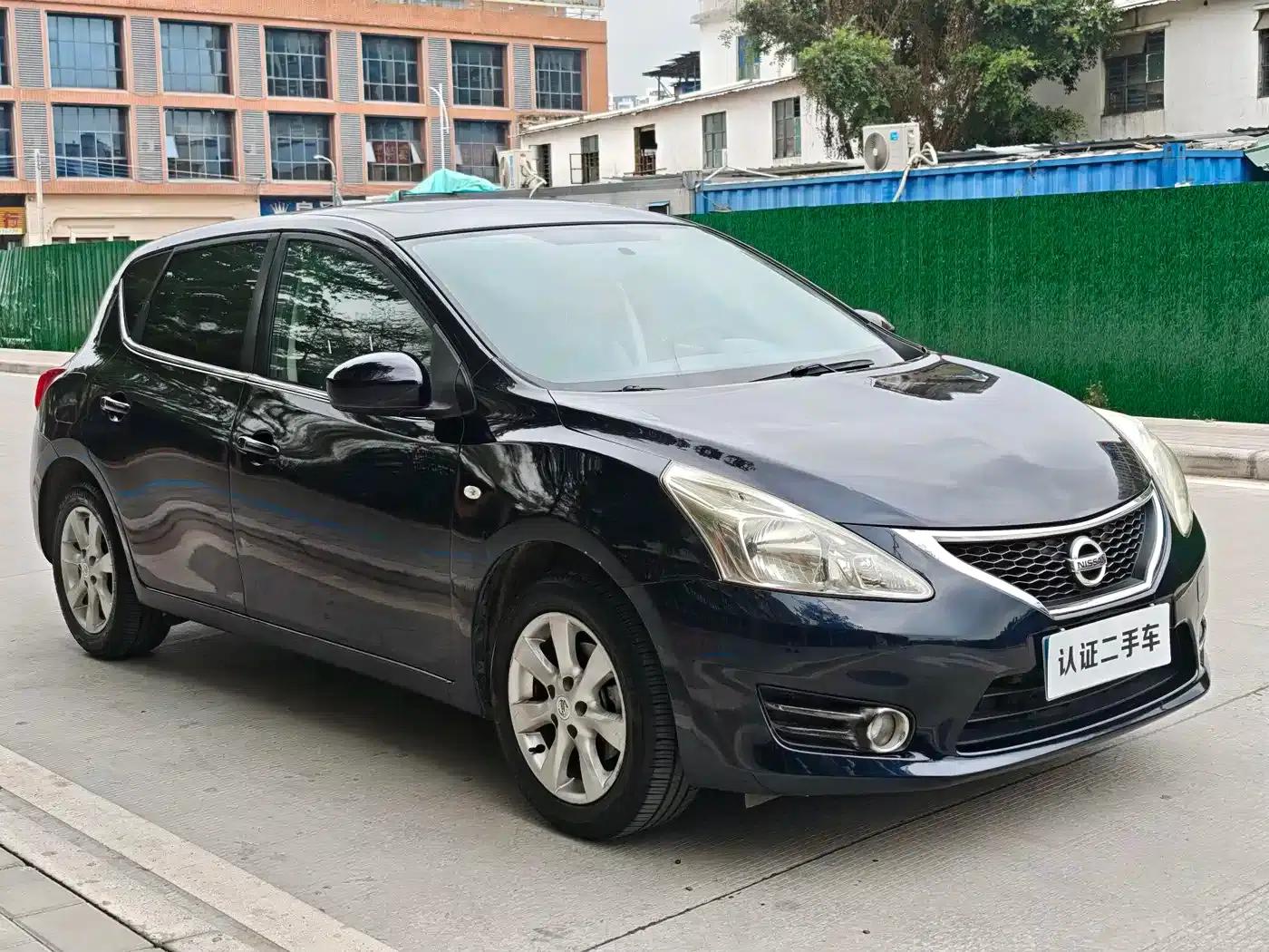Tiida 2011 1.6L CVT Smart — миниатюра 3
