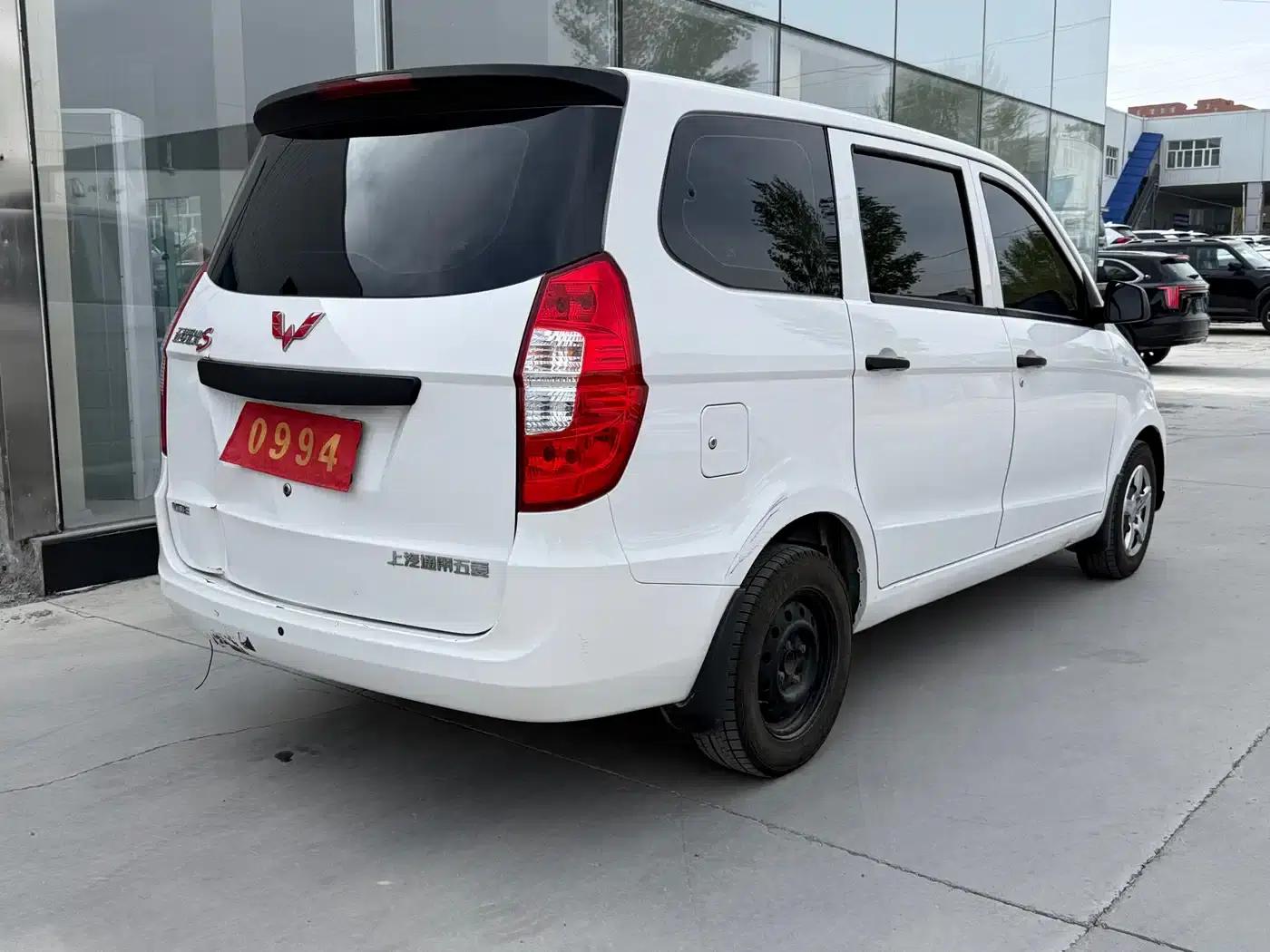 Wuling Hongguang 2021 1.5L S Comfort LAR — миниатюра 9