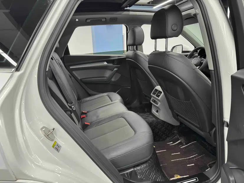 Audi Q5L 2018 45 TFSI Prestige Fashion Edition China V Emission Standard — миниатюра 11