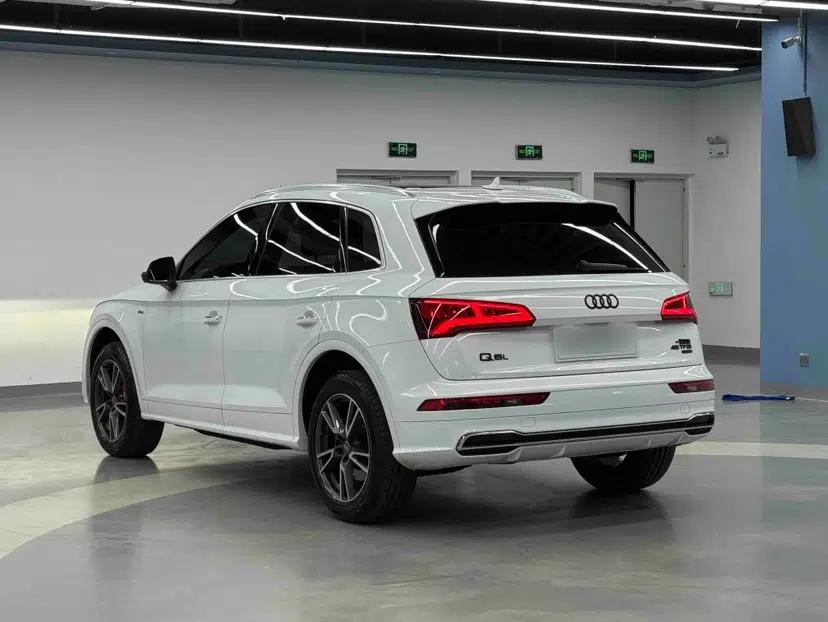 Audi Q5L 2018 45 TFSI Prestige Fashion Edition China V Emission Standard — миниатюра 5