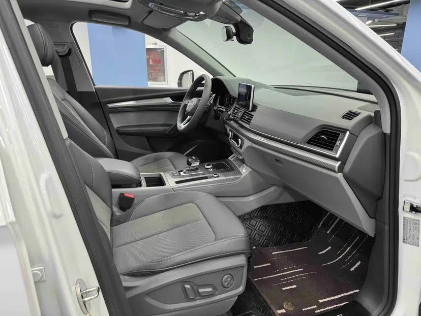 Audi Q5L 2018 45 TFSI Prestige Fashion Edition China V Emission Standard — миниатюра 10