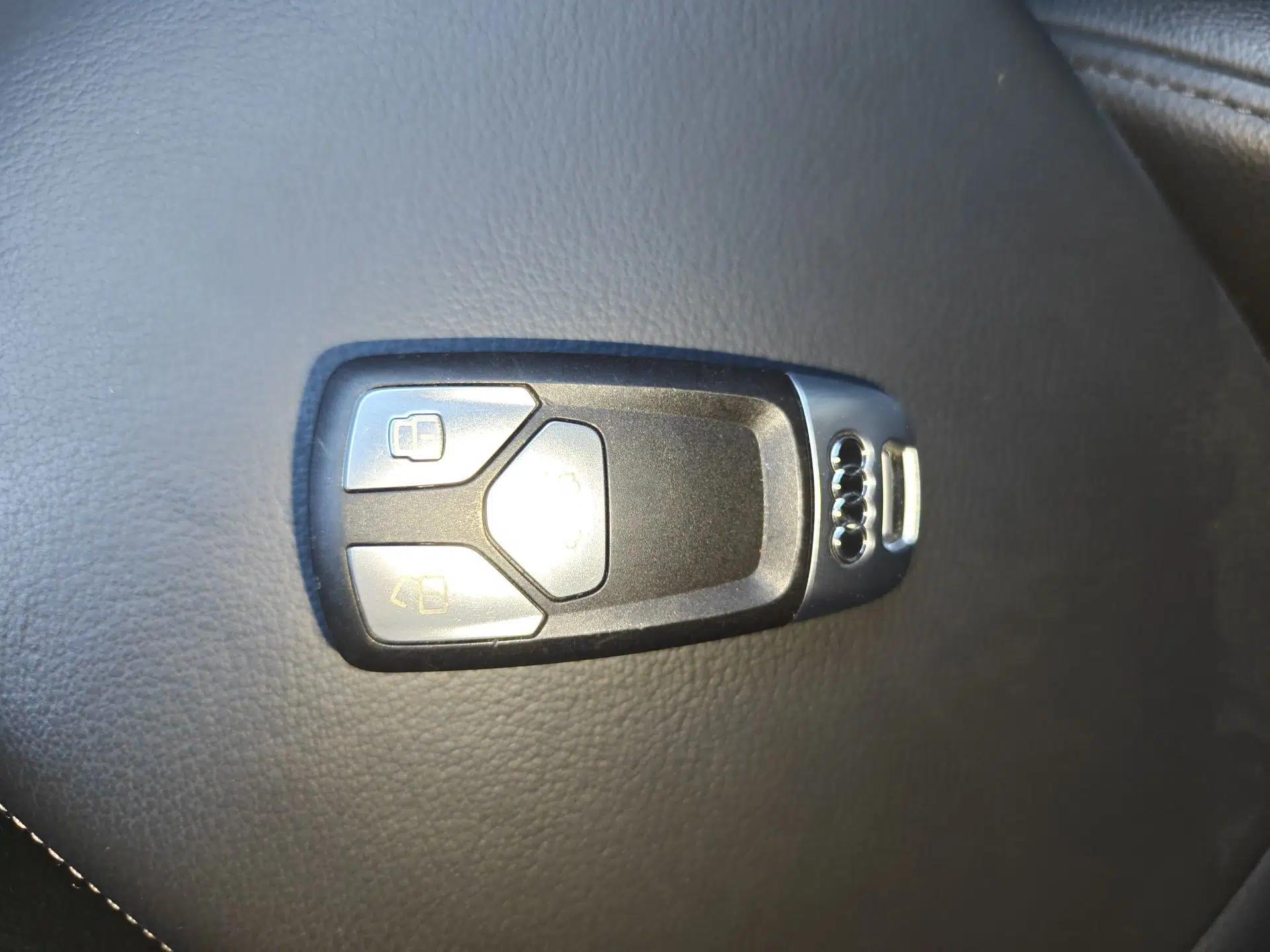 Audi Q5L 2020 40 TFSI Prestige Fashion Edition — миниатюра 9