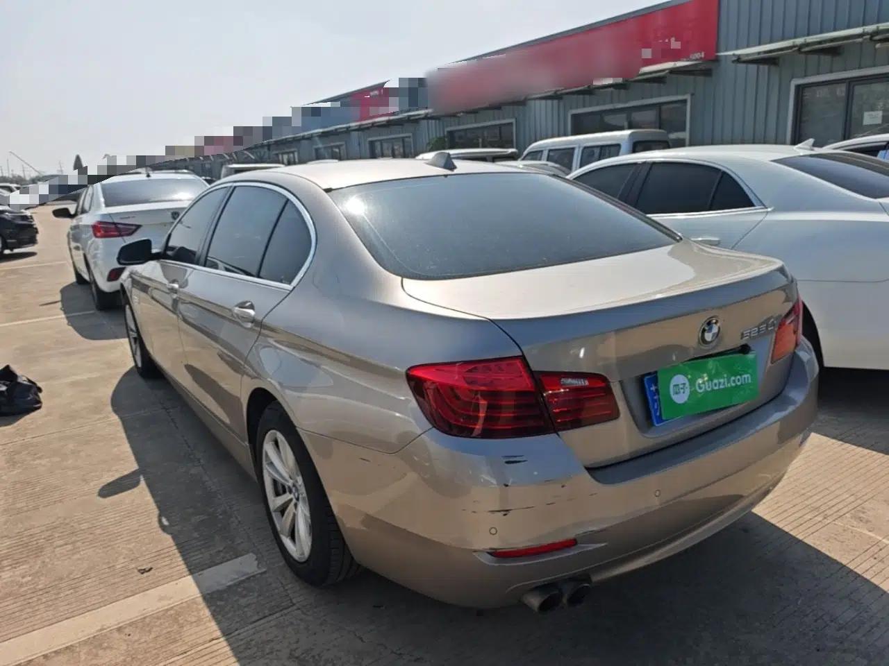 BMW 5 Series 2014 520Li Elegant Model — миниатюра 4