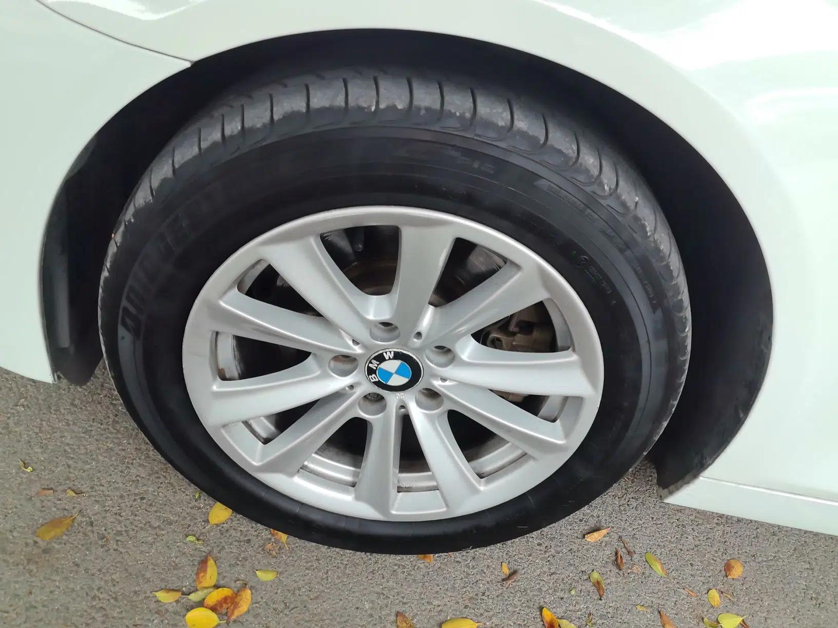 BMW 5 Series 2014 520Li Elegant Model — миниатюра 4