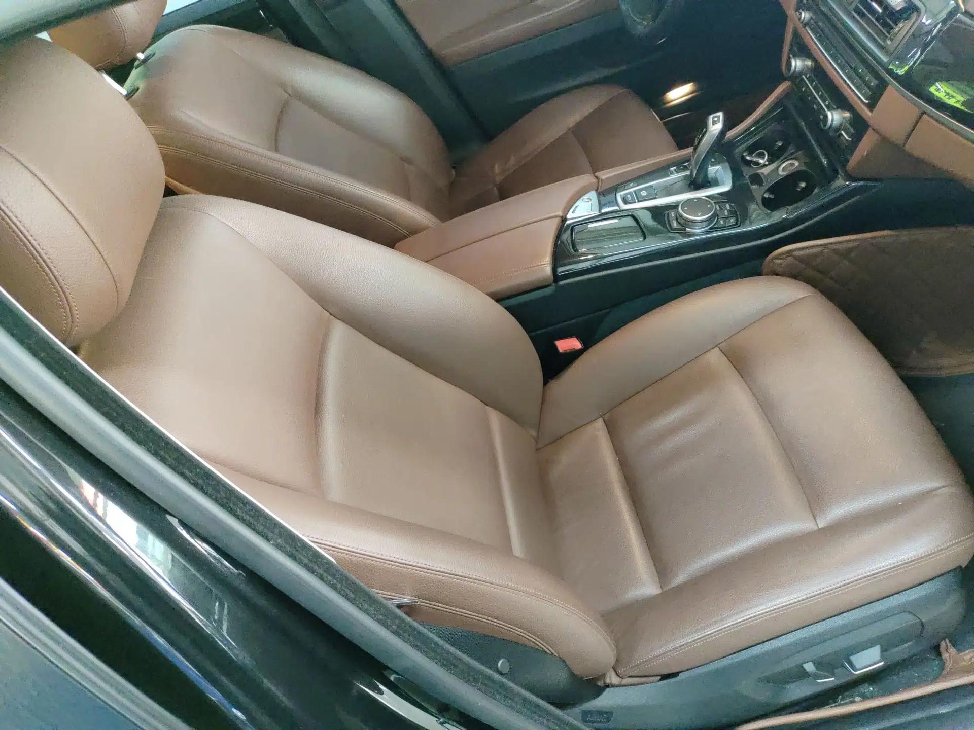 BMW 5 Series 2014 520i Elegant Edition — миниатюра 23