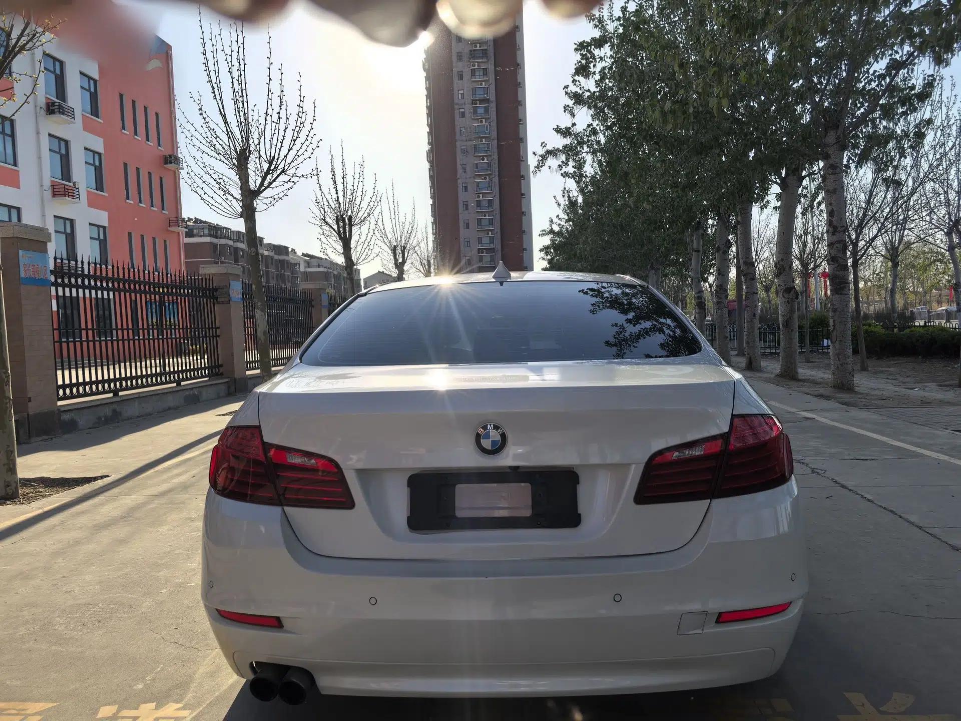 BMW 5 Series 2017 520Li Elegant Edition — миниатюра 5