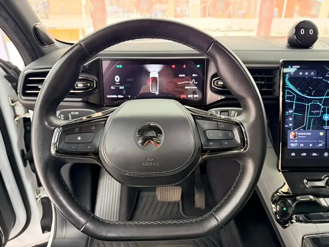 NIO ES8 2020 Model 415KM Seven-Seater — миниатюра 13