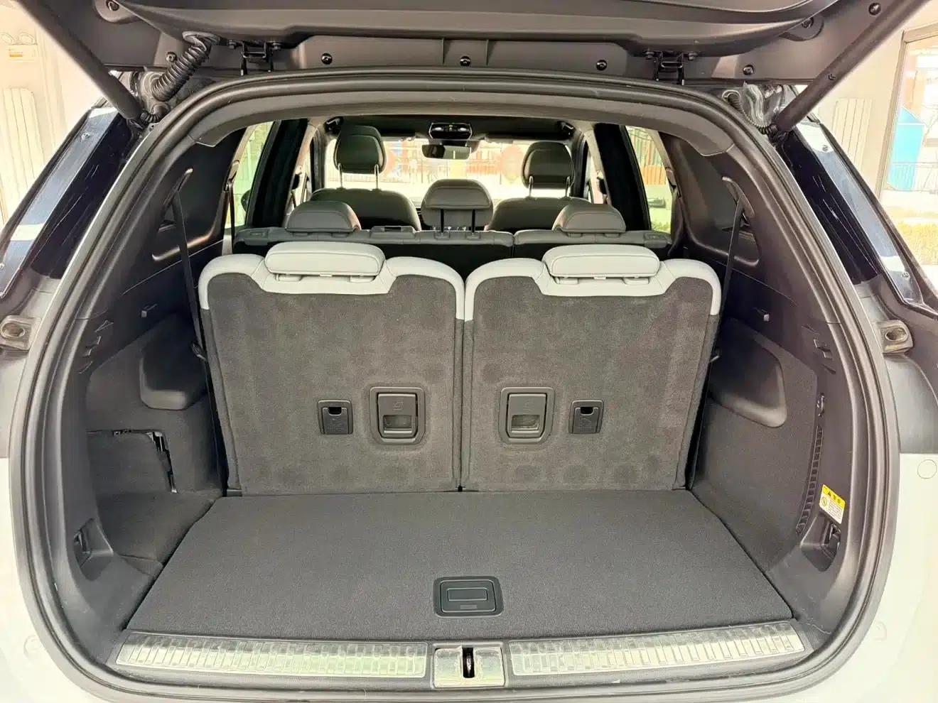 NIO ES8 2020 Model 415KM Seven-Seater — миниатюра 22