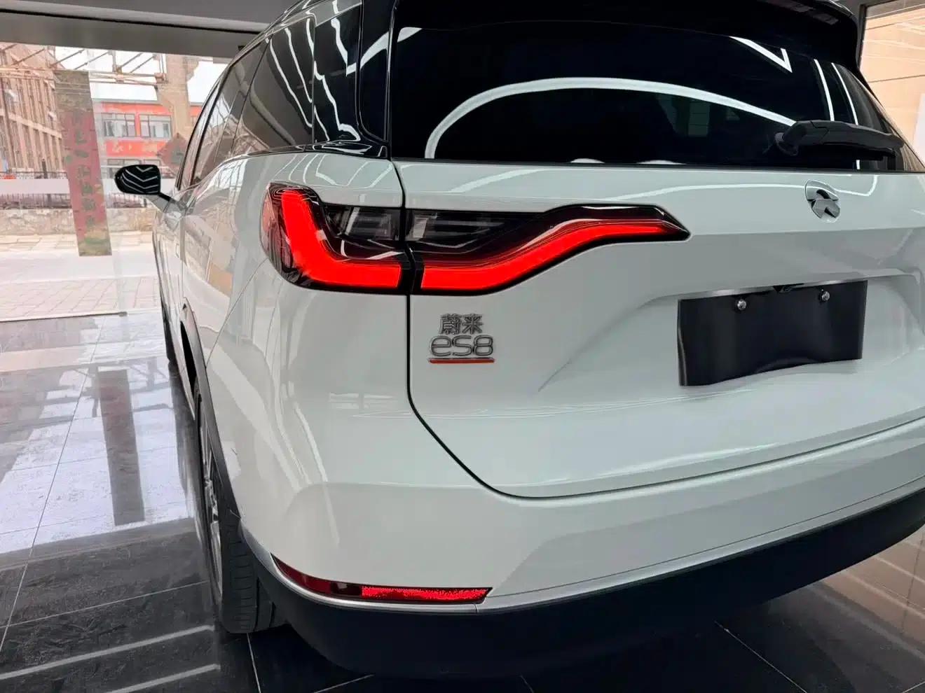 NIO ES8 2020 Model 415KM Seven-Seater — миниатюра 7
