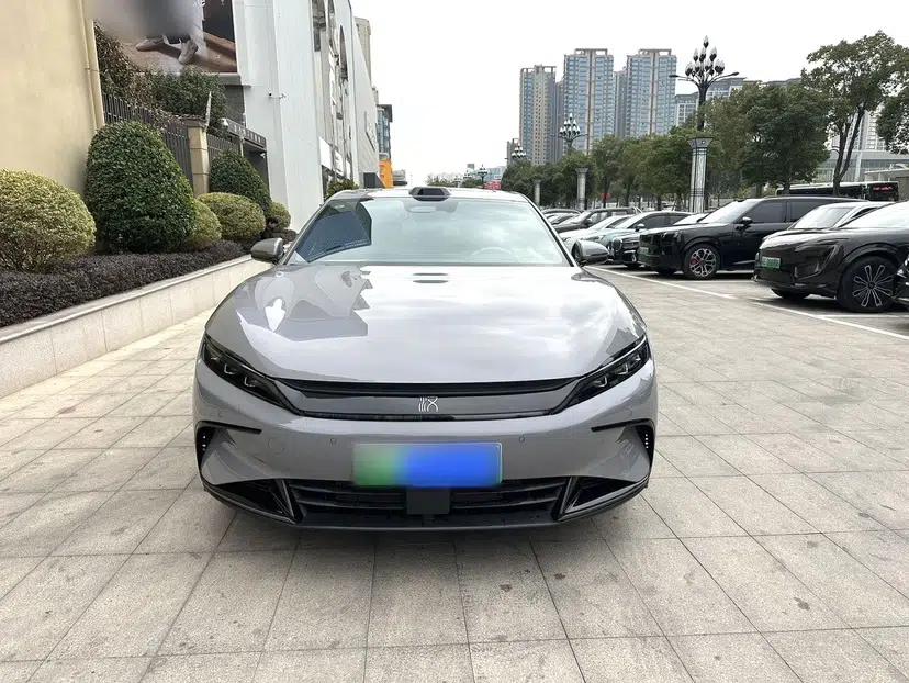 BYD Han 2025 DM-i Intelligent Driving Edition 125KM LiDAR Flagship Model — миниатюра 2