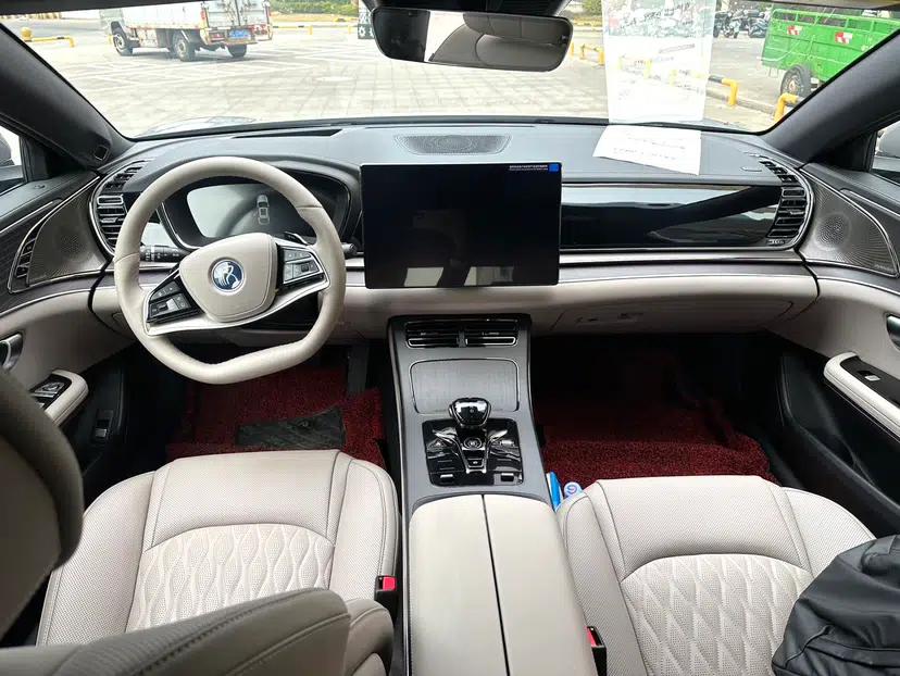 BYD Han 2025 DM-i Intelligent Driving Edition 125KM LiDAR Flagship Model — миниатюра 14