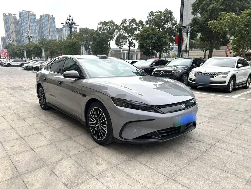 BYD Han 2025 DM-i Intelligent Driving Edition 125KM LiDAR Flagship Model — миниатюра 3