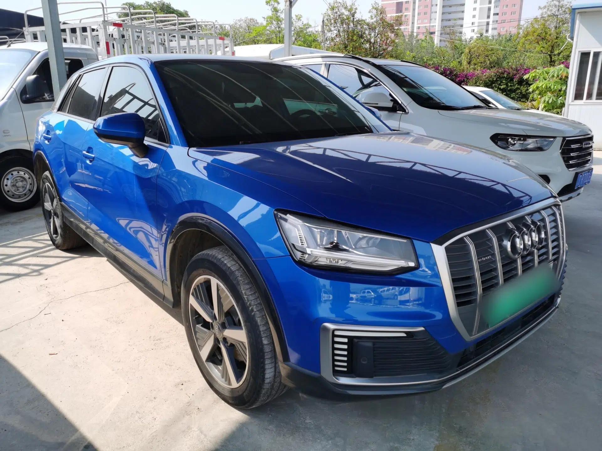 Audi Q2L e-tron 2019 Q2L e-tron Pure Electric Smart Style — миниатюра 3