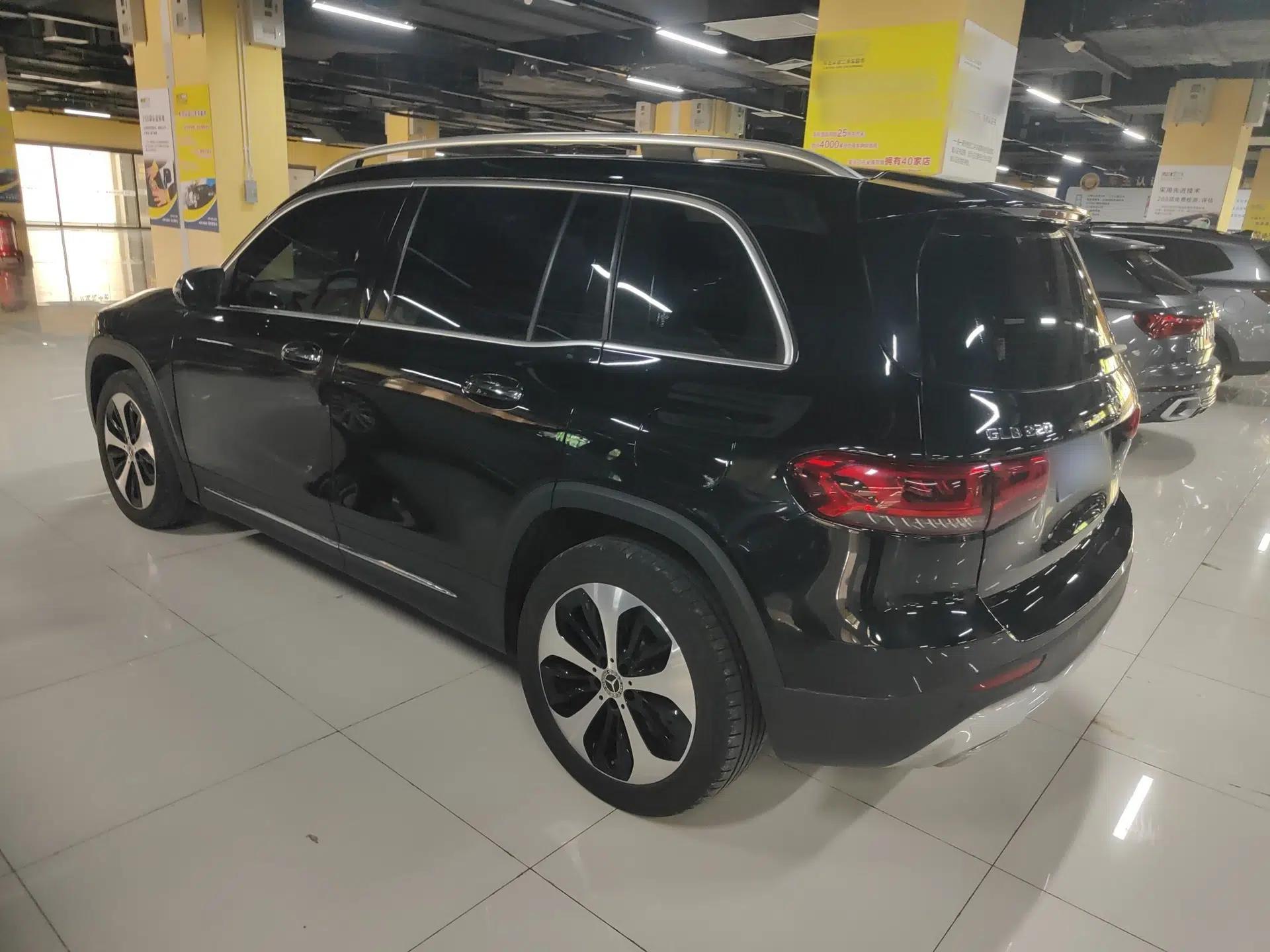 Mercedes-Benz GLB 2023 GLB 220 Fashion Model — миниатюра 4