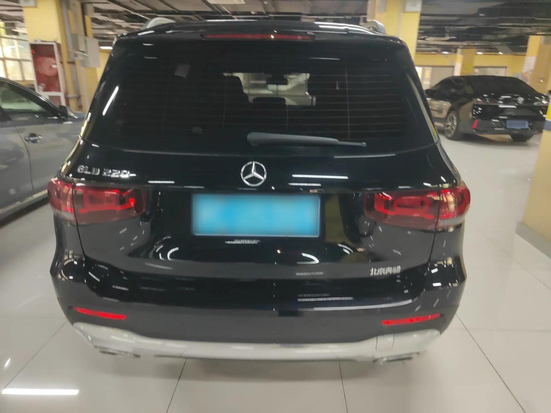 Mercedes-Benz GLB 2023 GLB 220 Fashion Model — миниатюра 5