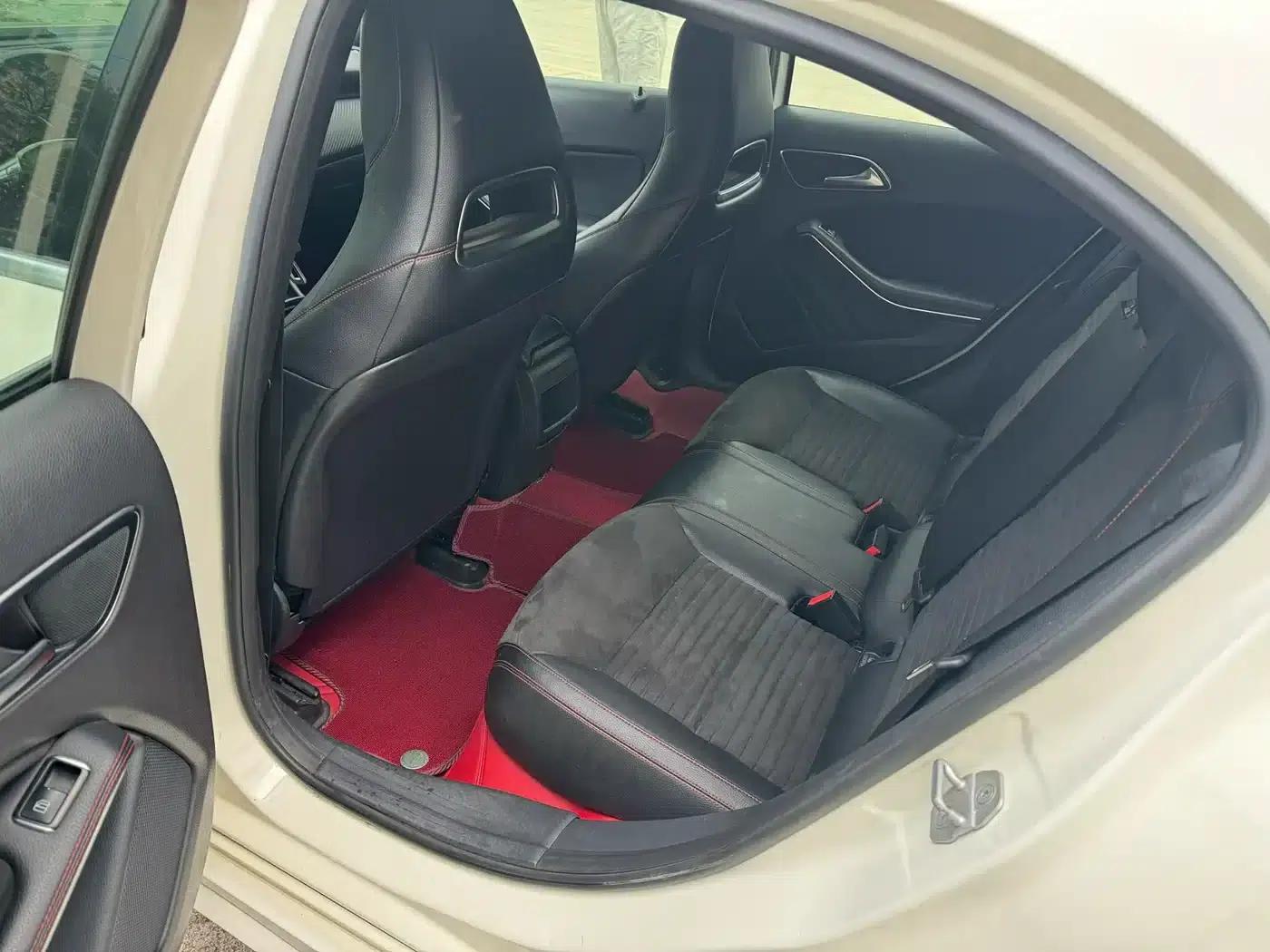 Imported Mercedes-Benz A-Class 2015 A 200 Sport — миниатюра 5