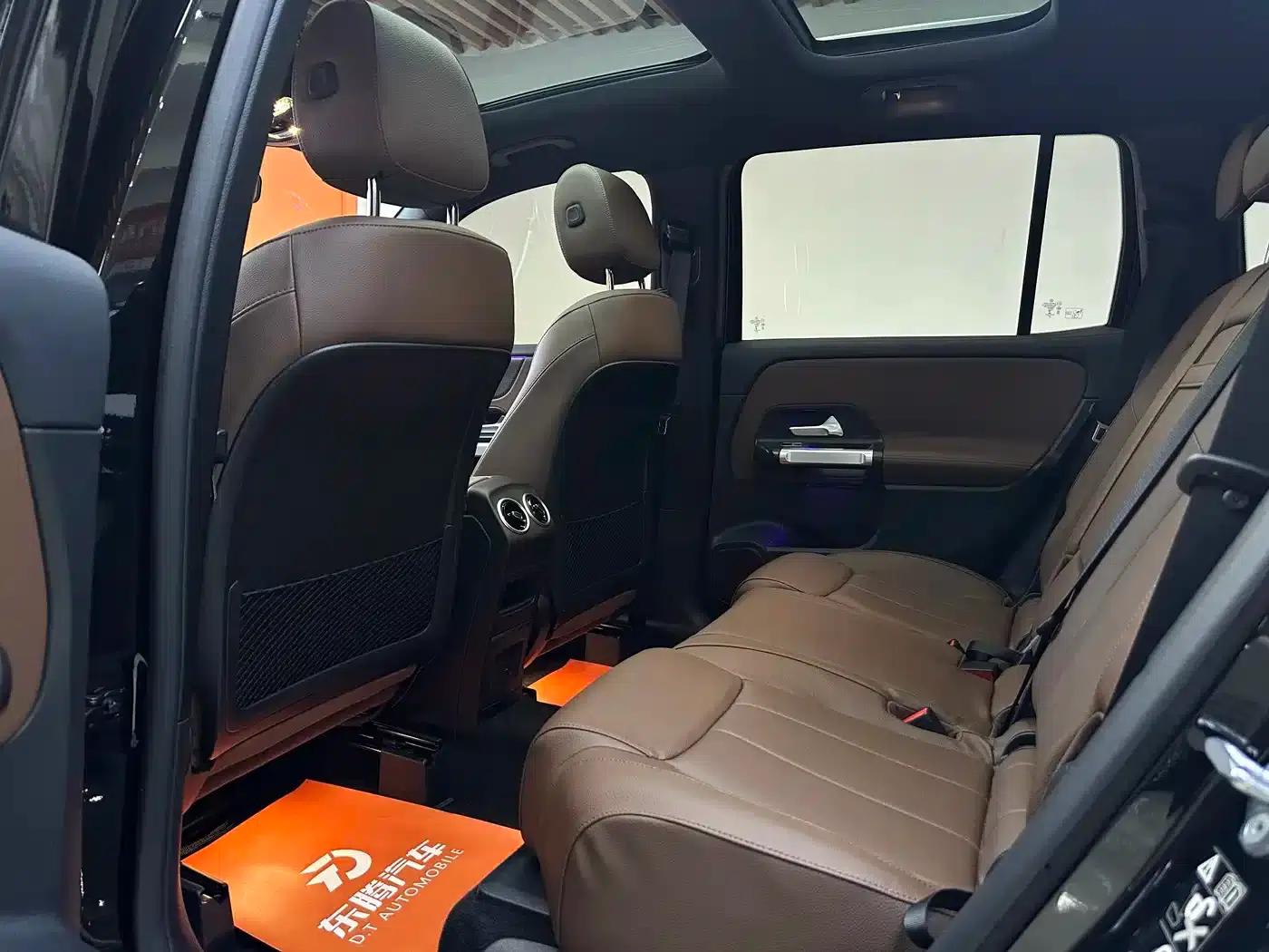 2023 Mercedes-Benz GLB 220 Dynamic — миниатюра 18