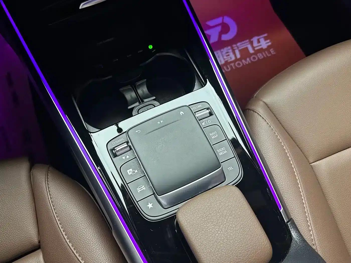 2023 Mercedes-Benz GLB 220 Dynamic — миниатюра 24