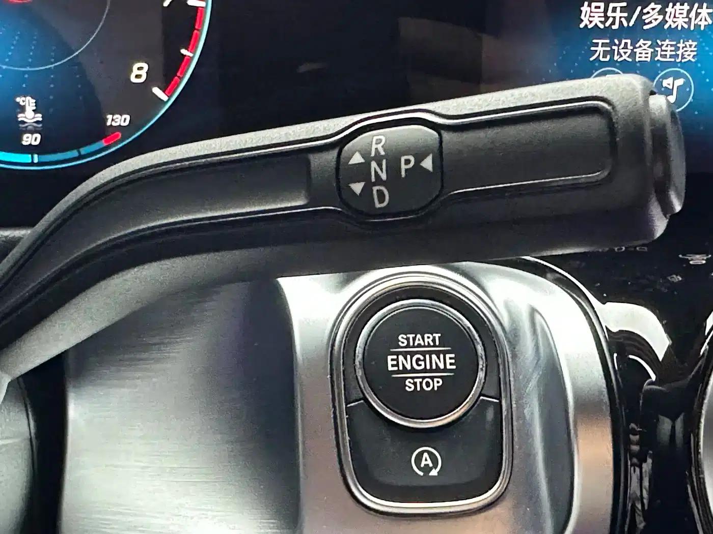 2023 Mercedes-Benz GLB 220 Dynamic — миниатюра 25
