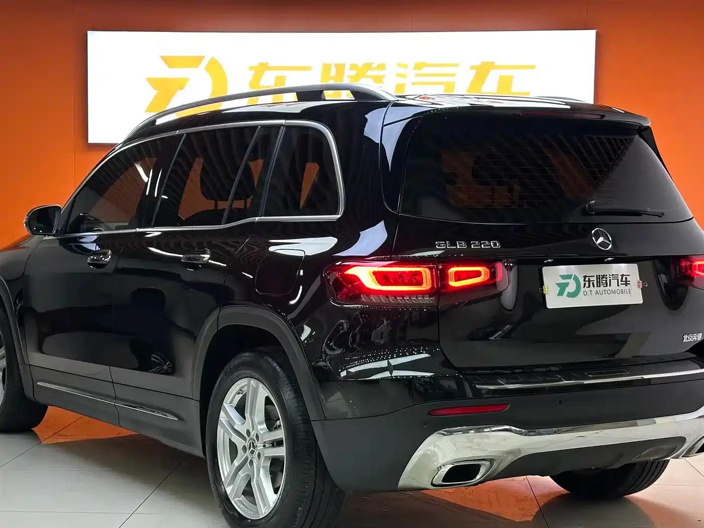 2023 Mercedes-Benz GLB 220 Dynamic — миниатюра 8