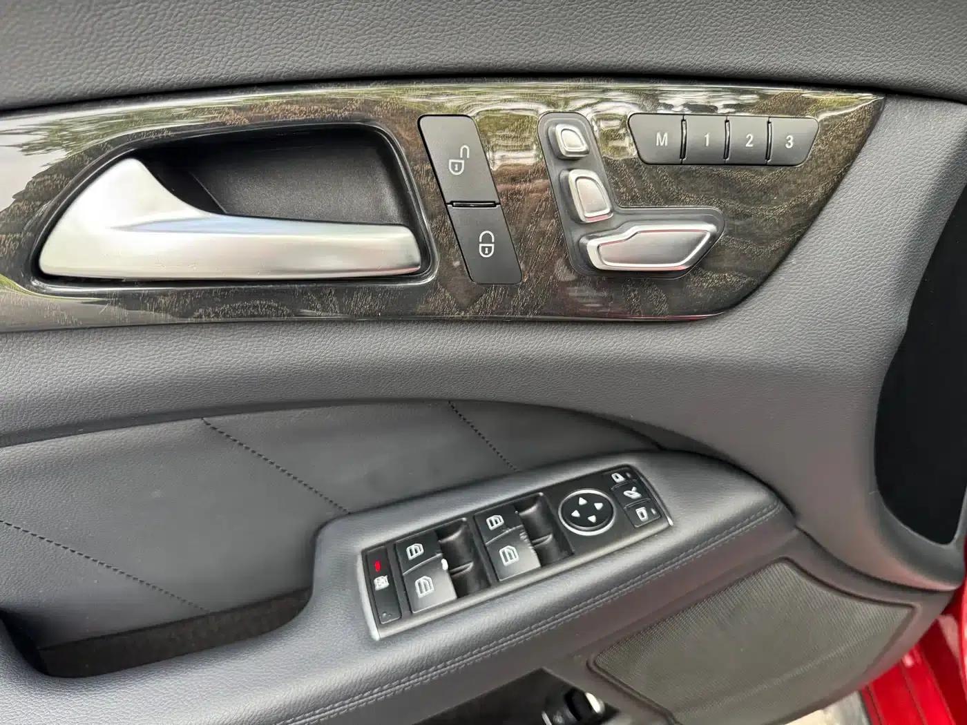 2015 Mercedes-Benz CLS 320 — миниатюра 8