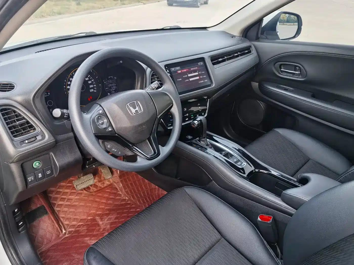 Vezel 2020 220 TURBO CVT Luxury Edition — миниатюра 4