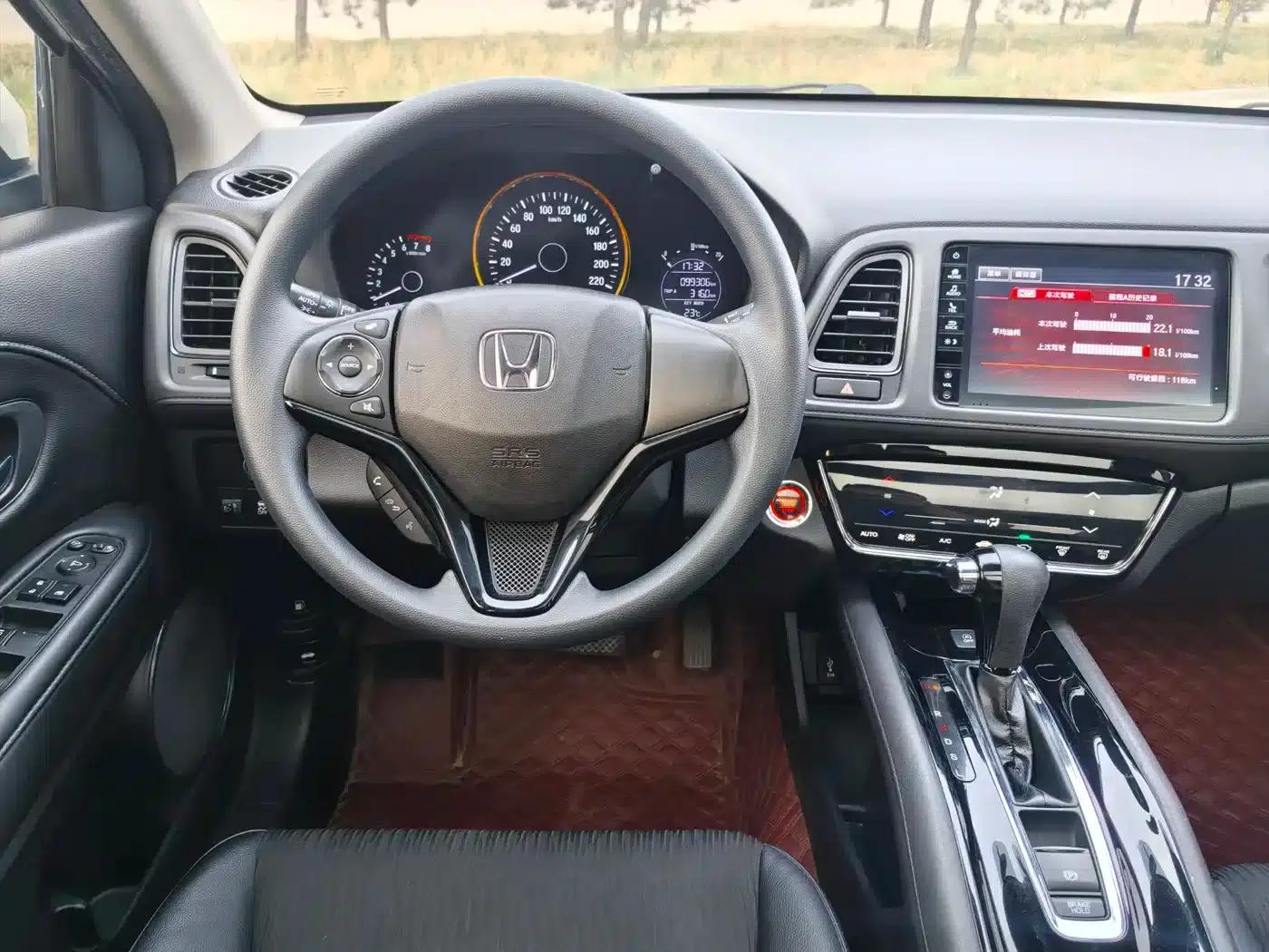 Vezel 2020 220 TURBO CVT Luxury Edition — миниатюра 7