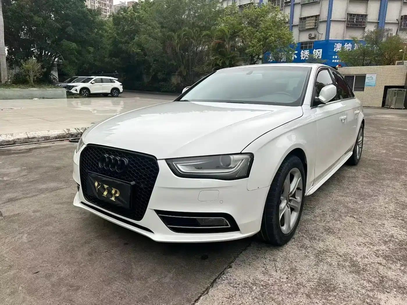 Audi A4L 2015 35 TFSI Automatic Standard Edition — миниатюра 3