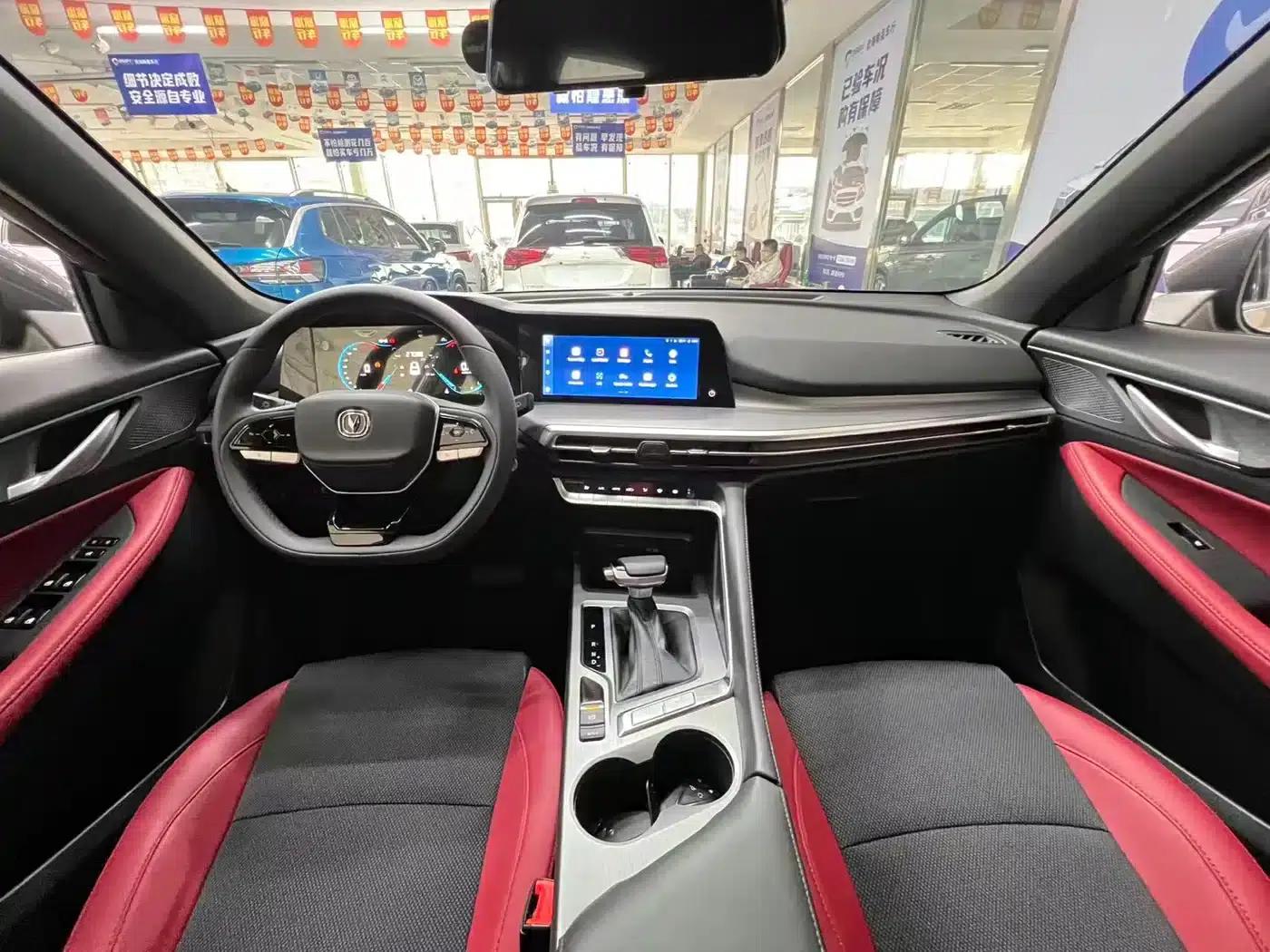 Changan CS35PLUS 2023 Enjoy Edition 1.4T DCT Luxury Model — миниатюра 8