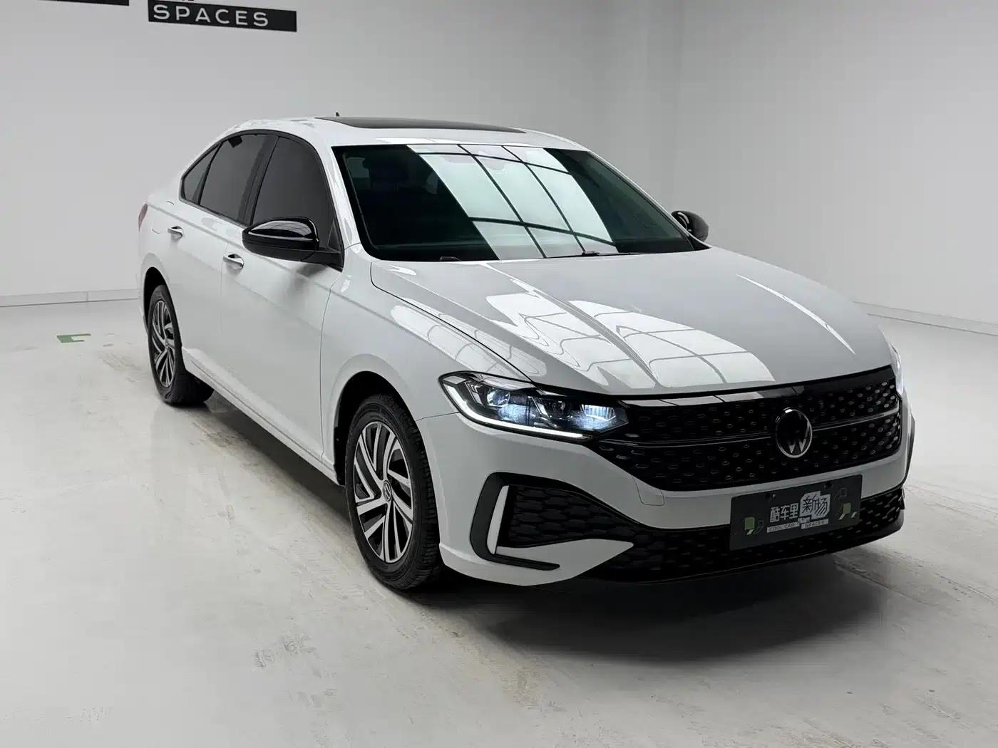 2024 Volkswagen Lavida 300TSI DSG Starry Sky Edition — миниатюра 3
