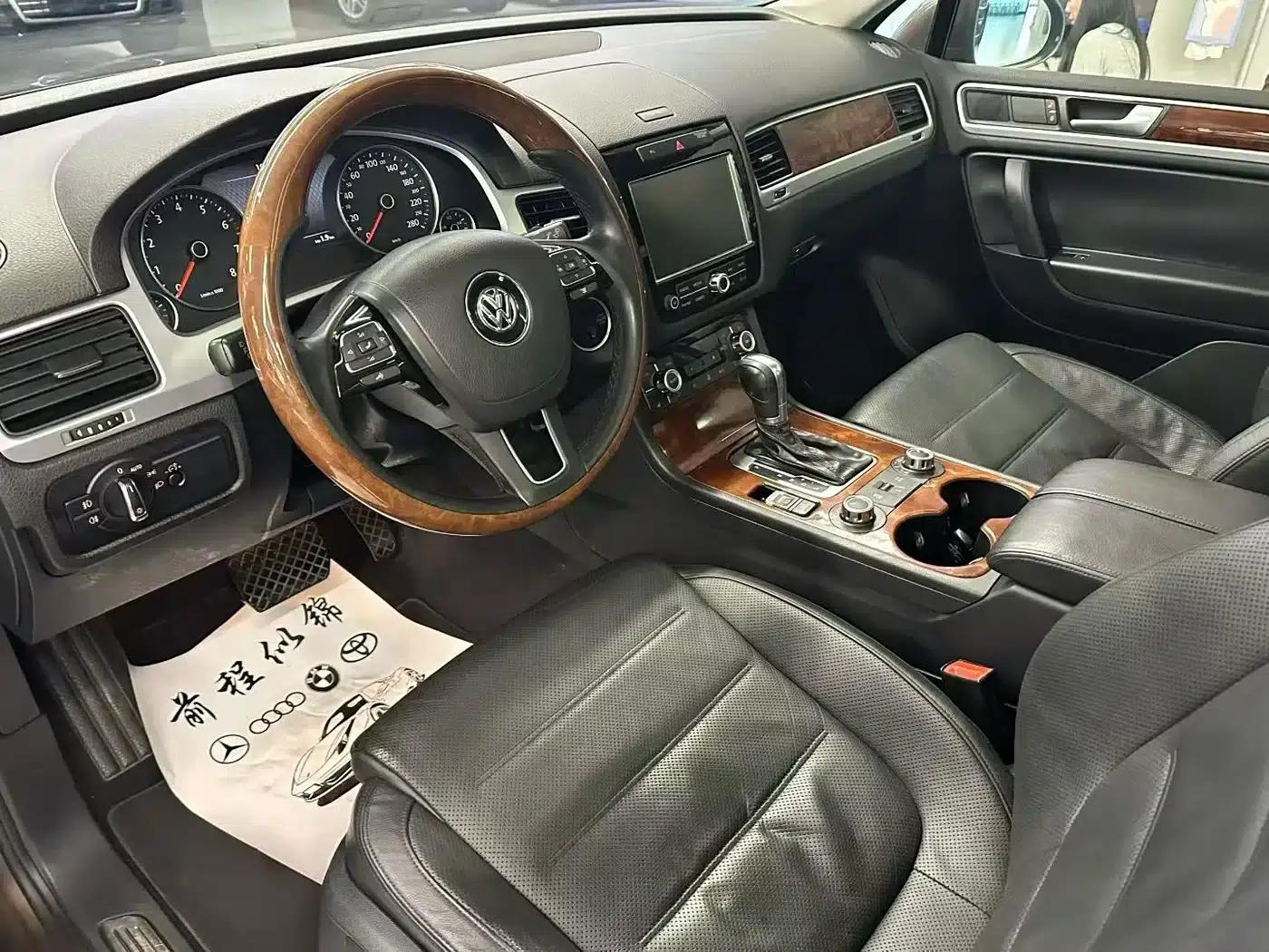 2011 Touareg 3.0TSI Comfort — миниатюра 4