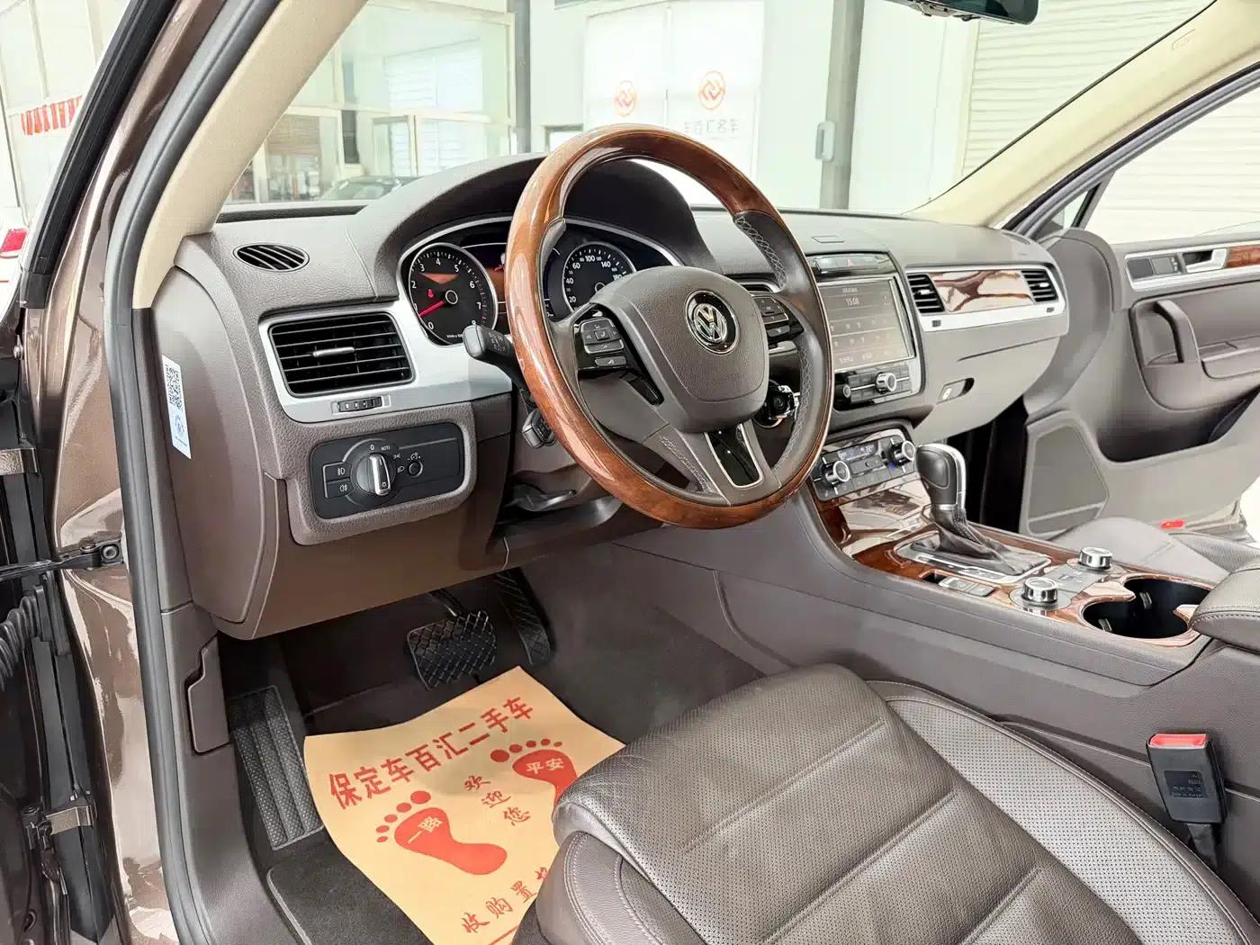 2011 Touareg 3.0TSI Comfort — миниатюра 4