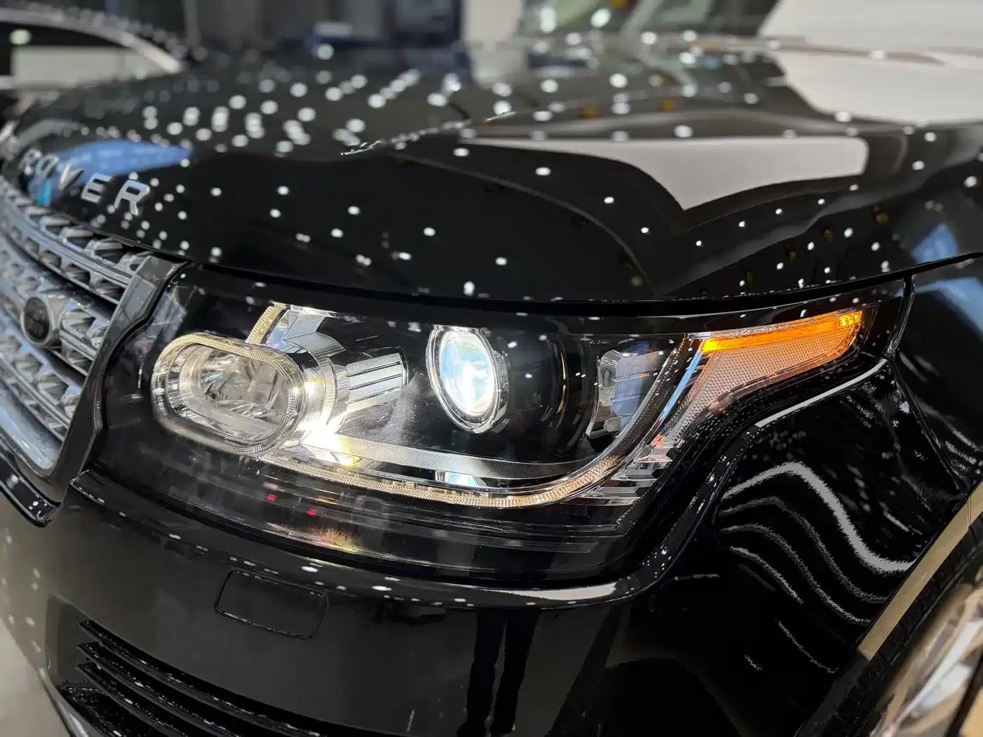 2017 Range Rover 3.0 SC V6 Vogue Extended Wheelbase — миниатюра 22